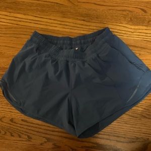 Lululemon Hotty Toddy 4” Long Short.